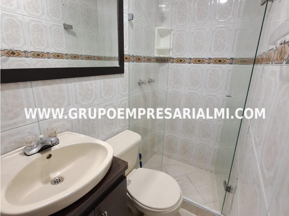 CÓMODO APARTAMENTO EN VENTA - SECTOR EL TRIANON COD: 33292 — foto 6
