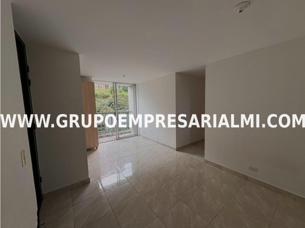 CÓMODO APARTAMENTO EN VENTA - SECTOR LA MINA COD: 33340
