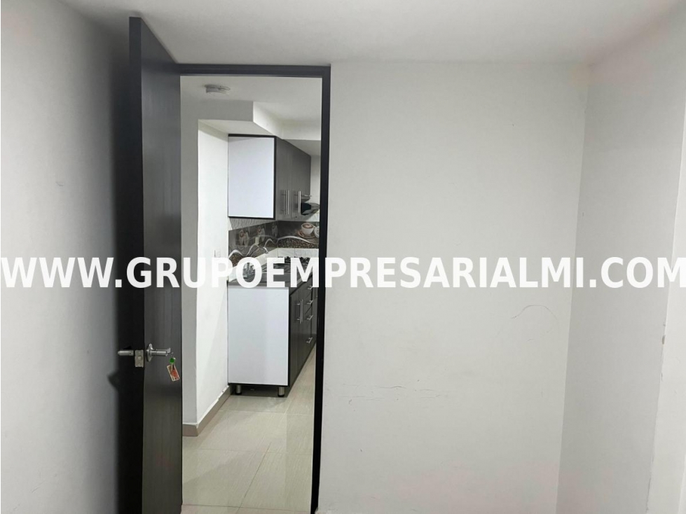 CÓMODO APARTAMENTO EN VENTA - SECTOR PAJARITO COD: 33445 — foto 4