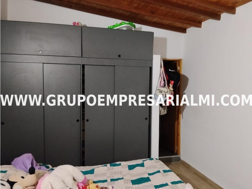 CÓMODO APARTAMENTO EN VENTA - SECTOR VILLA FLORA COD: 33464 — foto 3