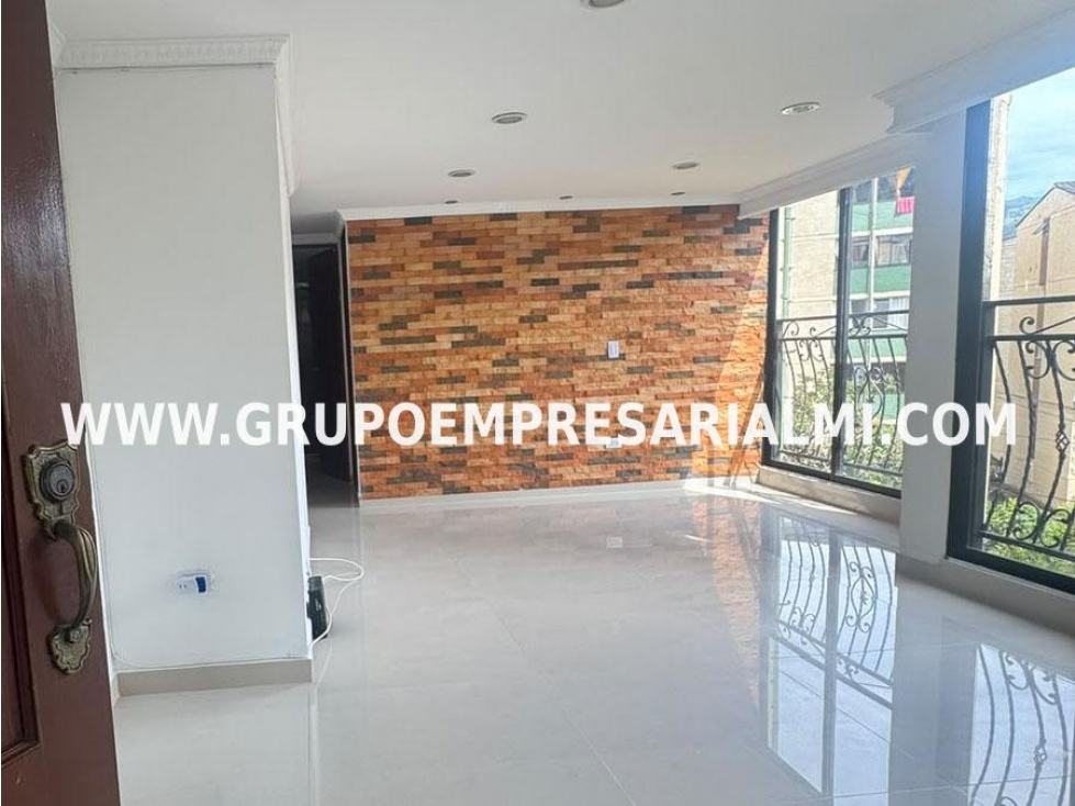 CÓMODO APARTAMENTO EN VENTA - SECTOR LA ALDEA COD: 33856 — foto 2