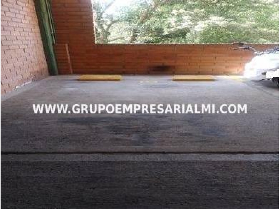 CÓMODO APARTAMENTO EN VENTA - SECTOR EL TRIANON COD: 32871 — foto 6