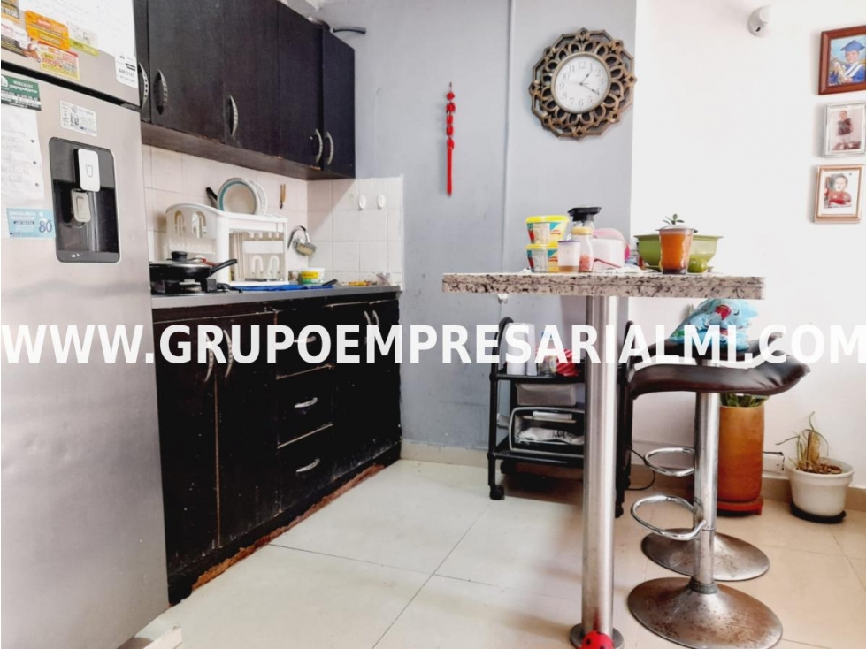CÓMODO APARTAMENTO EN VENTA - SECTOR CALASANZ COD: 31951 — foto 2