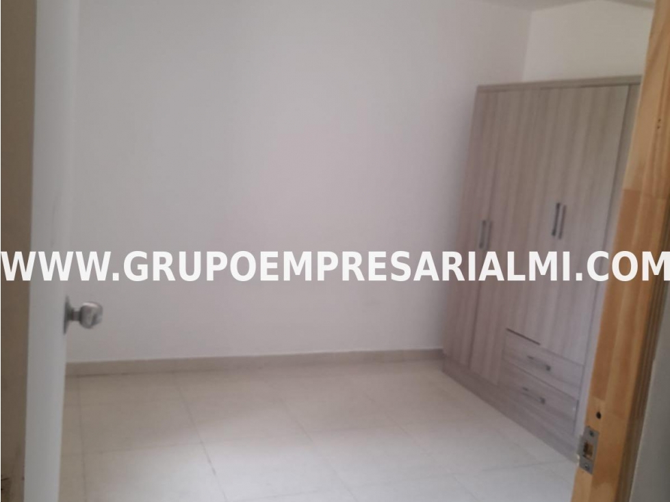 CÓMODO APARTAMENTO EN VENTA - SECTOR SANTA ANA COD: 28988 — foto 5