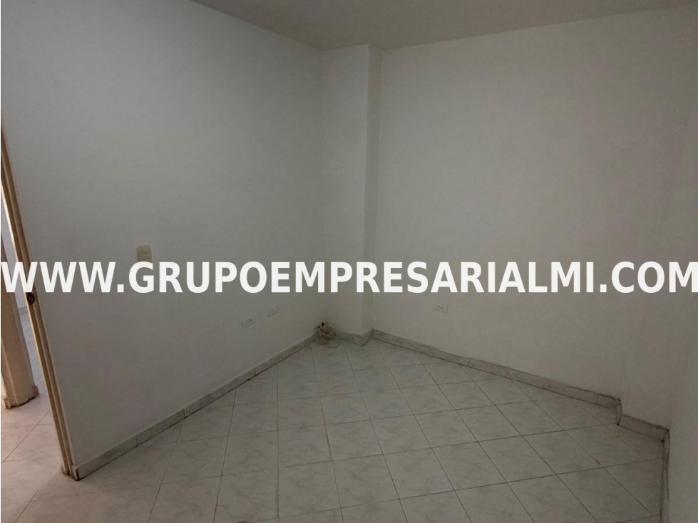 CÓMODO APARTAMENTO EN VENTA - SECTOR SAN RAFAEL COD: 34061 — foto 4