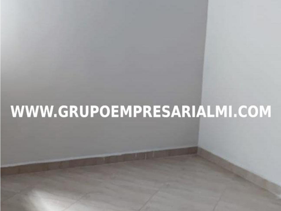CÓMODO APARTAMENTO EN VENTA - SECTOR DUCADO COD: 33847 — foto 6