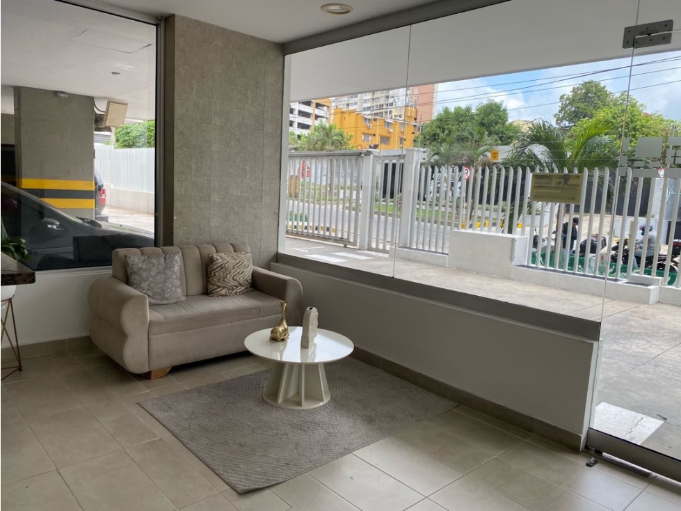 ARRIENDO: Cómodo e iluminado en el Barrio Betania