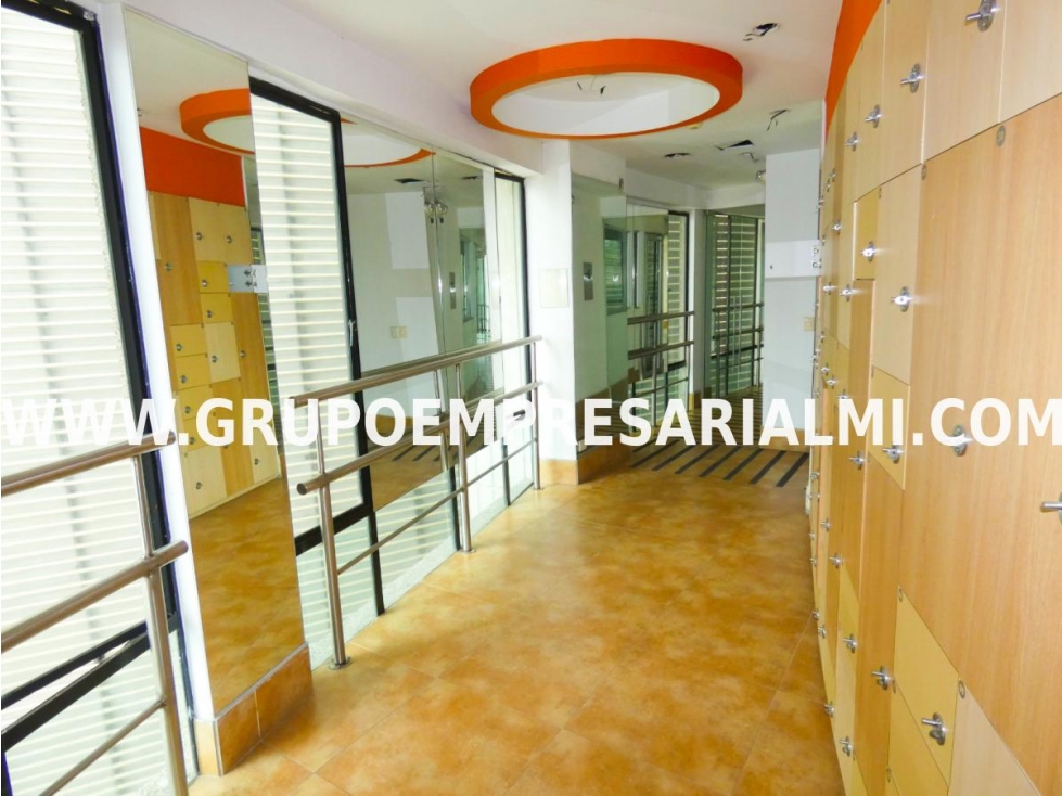 CÓMODO LOCAL EN ARRIENDO - SECTOR MILLA DE ORO COD: 31211 — foto 3