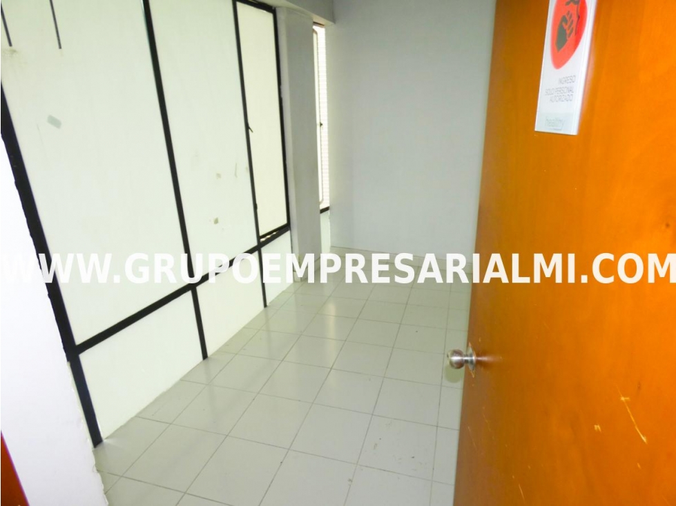 CÓMODO LOCAL EN ARRIENDO - SECTOR MILLA DE ORO COD: 31211 — foto 5