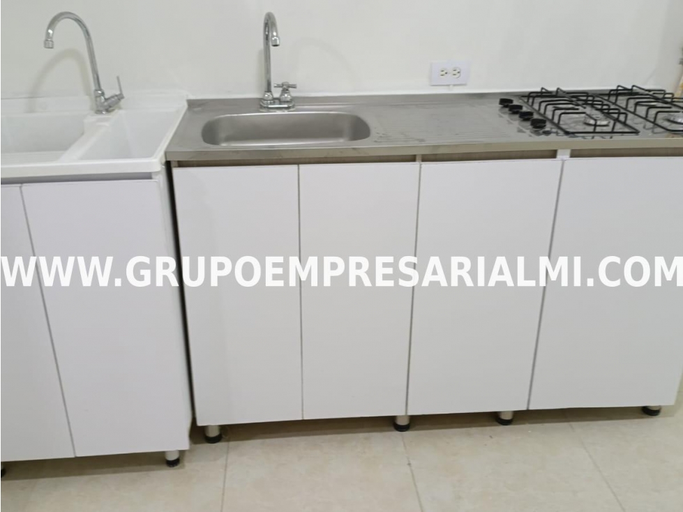 CÓMODO LOCAL EN ARRIENDO - SECTOR BELÉN PARQUE COD: 32591 — foto 3