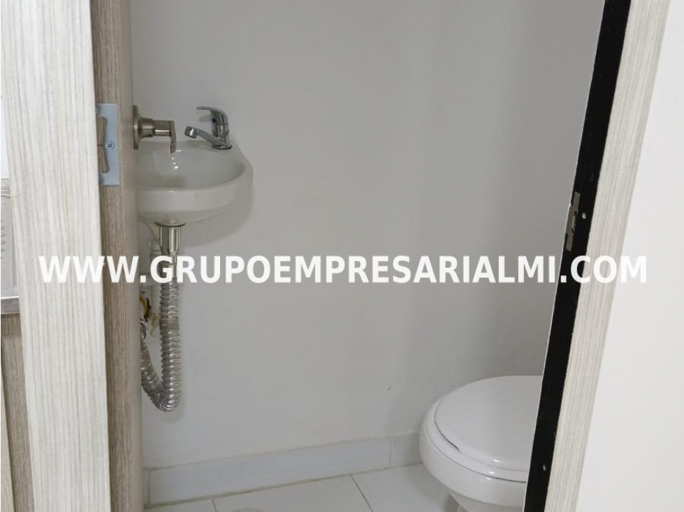 CÓMODO LOCAL EN ARRIENDO - SECTOR BELÉN PARQUE COD: 32591 — foto 6