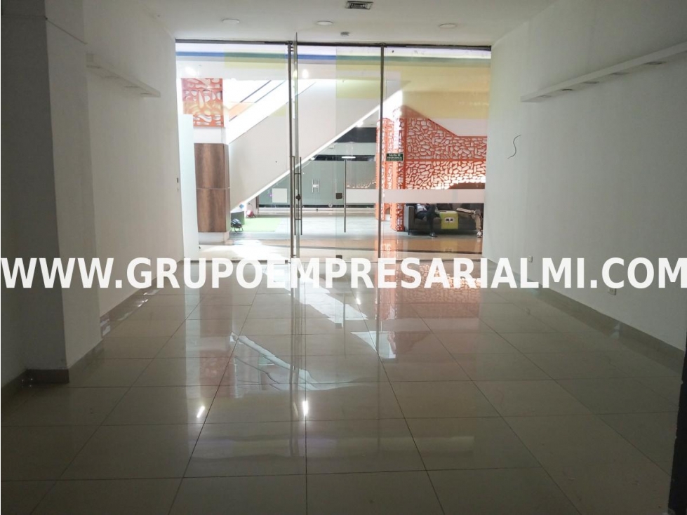 CÓMODO LOCAL EN VENTA - SECTOR POBLADO COD: 34136