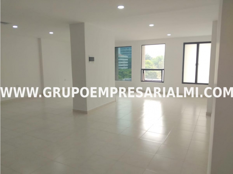 CÓMODOS LOCALES EN ARRIENDO - SECTOR MILLA DE ORO COD: 32029 — foto 2