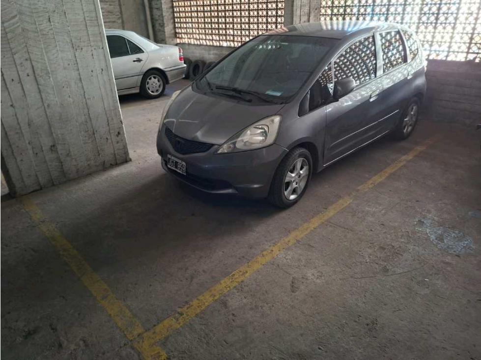 Cochera Privada en Zona Centro Excelente Ubicación — foto 2