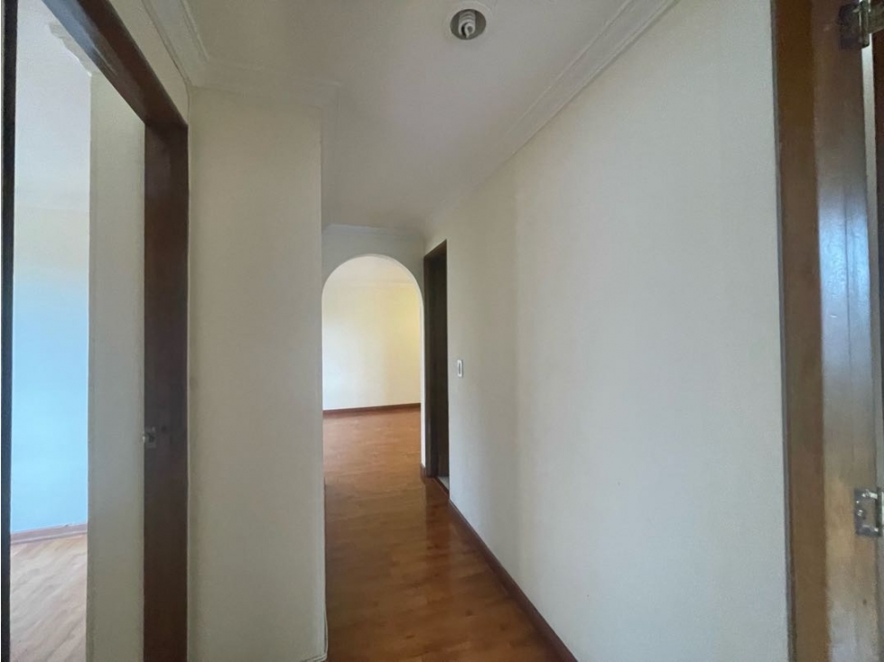 COLINA CAMPESTRE VENDO APARTAMENTO - 3H — foto 3