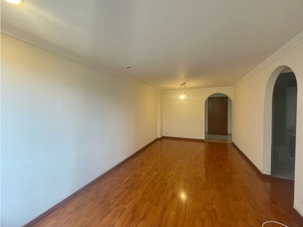 COLINA CAMPESTRE VENDO APARTAMENTO - 3H — foto 2