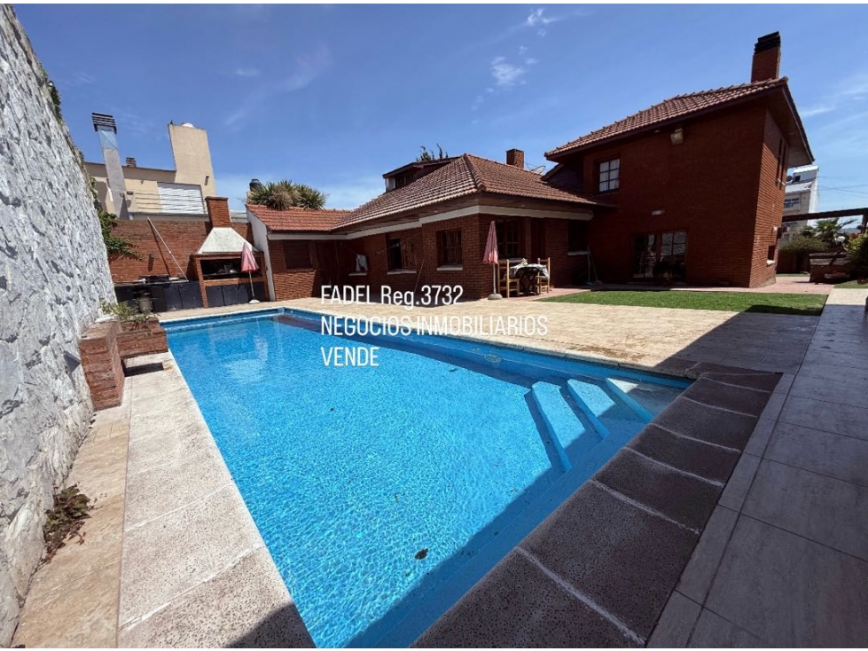 Colinas de Peralta Ramos Chalet 5 ambientes s/2 lotes — foto 4