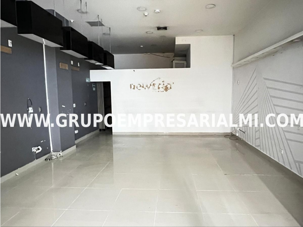 COMODO LOCAL EN ARRIENDO - SECTOR EL POBLADO COD: 34132
