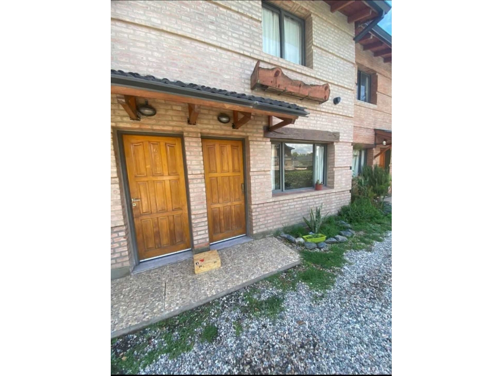 COMPLEJO EN VENTA BARRIO SOL Y LAGO — foto 3