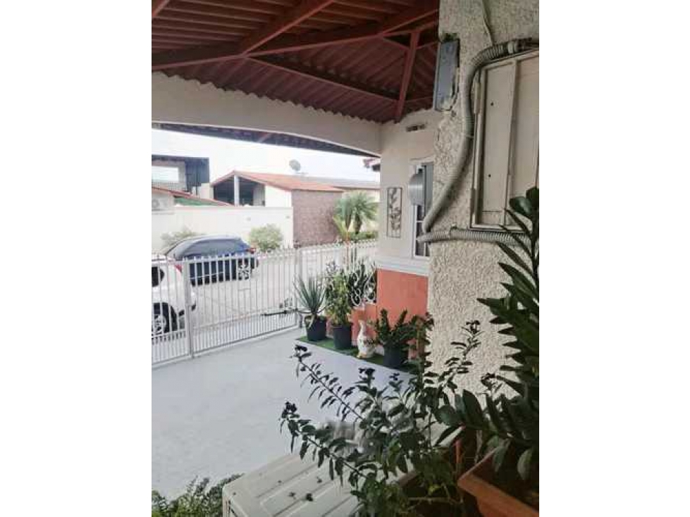 conjunto cerrado Gratamira/ 3 REC / / LAVANDERÍA