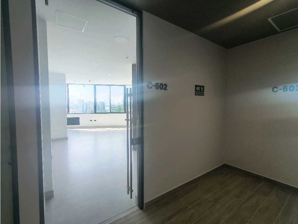 CONSULTORIO ARRIENDO CENTRO MEDICO ZONATA AV CENTENARIO