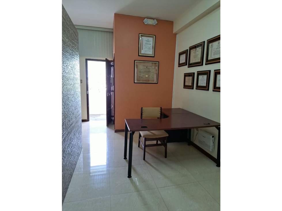 Consultorio de venta-Manta - 6