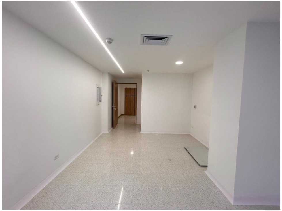 CONSULTORIO DISPONIBLE PARA ARRIENDO CIUDAD DEL RÍO — foto 5