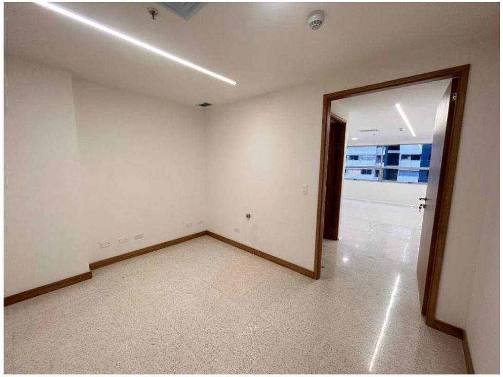 CONSULTORIO DISPONIBLE PARA ARRIENDO CIUDAD DEL RÍO