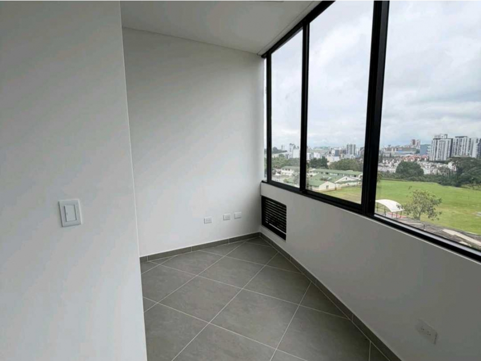 Consultorio en alquiler en Zonata Norte 43 m² con parqueadero — foto 6