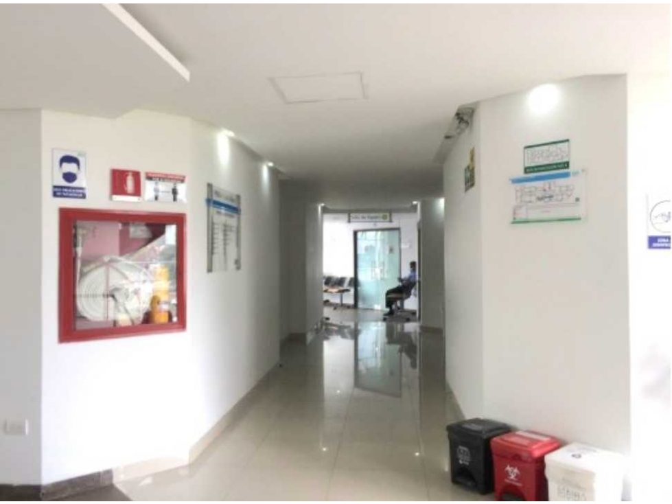 Vendemos Consultorio remodelado con 2 garajes en centro de Popayan - 5