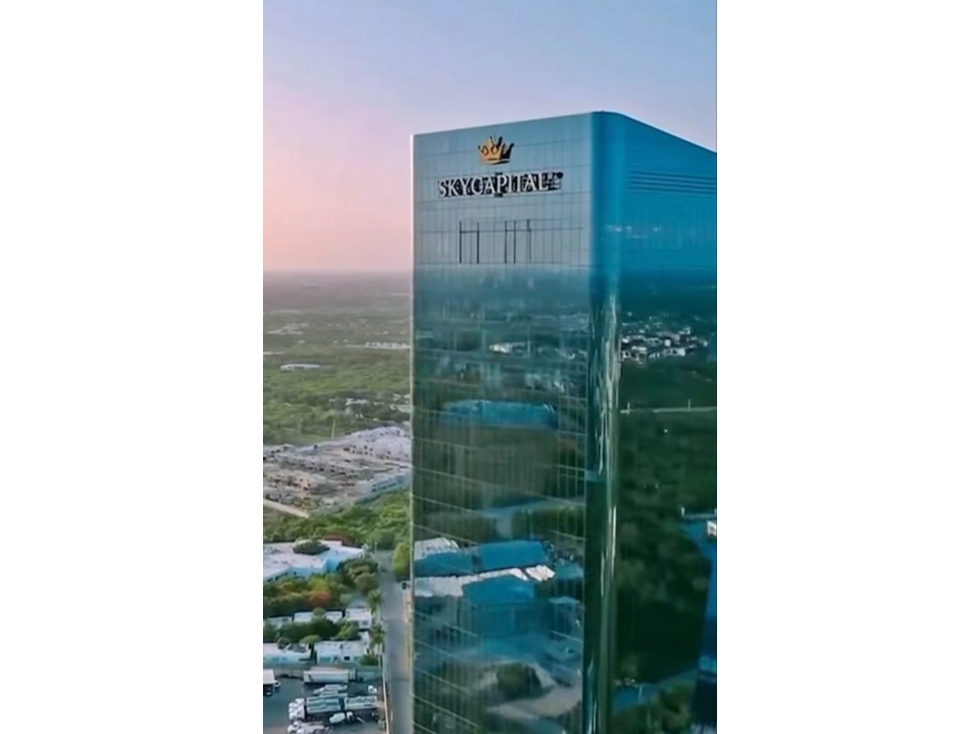 CONSULTORIO EN RENTA EN TORRE SKY