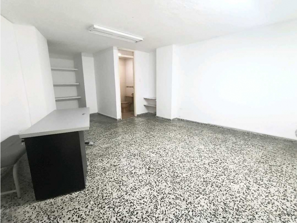CONSULTORIO, OFICINA, LOCAL ARRIENDO EN PARQUE SUCRE