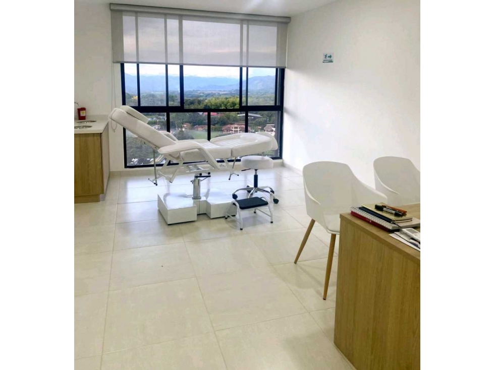Consultorio para arriendo en Mall Cerritos