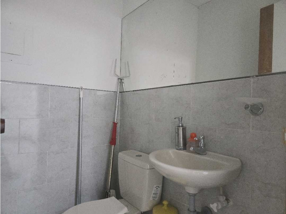 CONSULTORIO PARA LA VENTA EL POBLADO MILLA DE ORO — foto 3