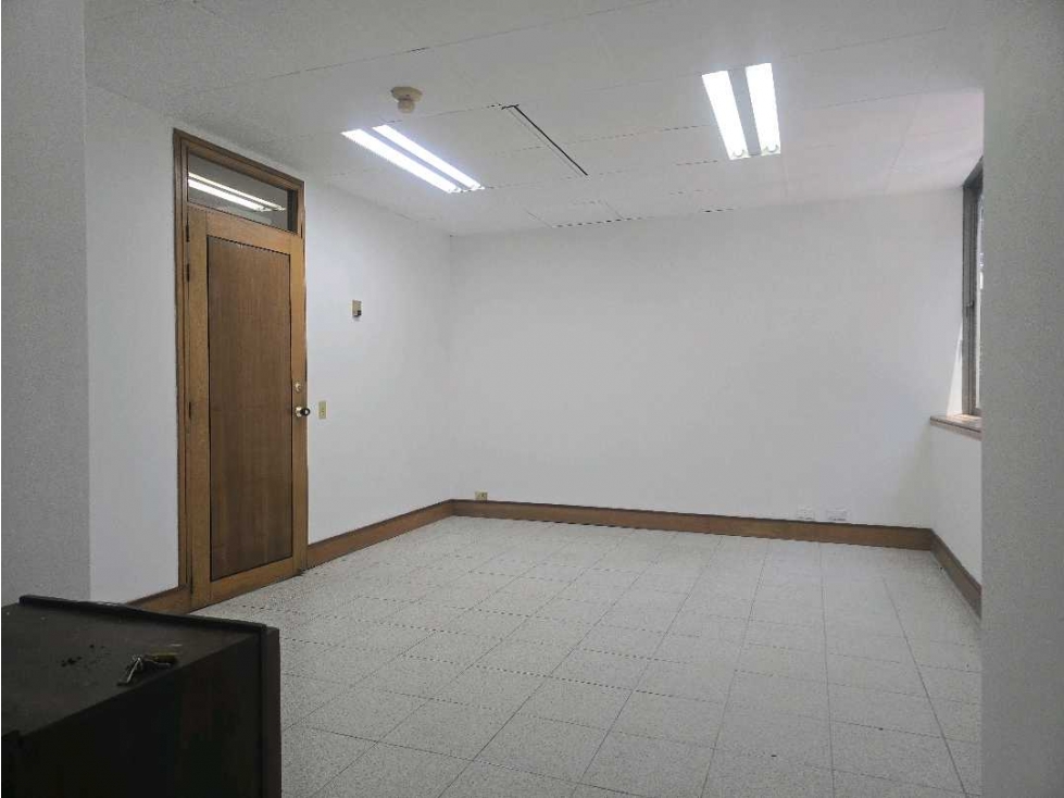 CONSULTORIO PARA LA VENTA EL POBLADO MILLA DE ORO — foto 5