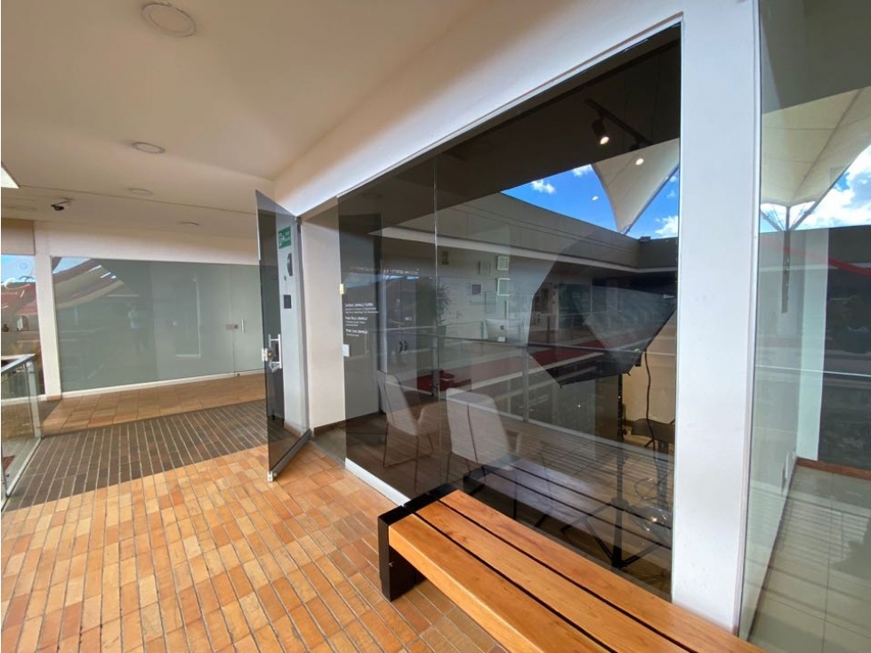 Consultorio para Venta en el Corazón de Llanogrande - 2