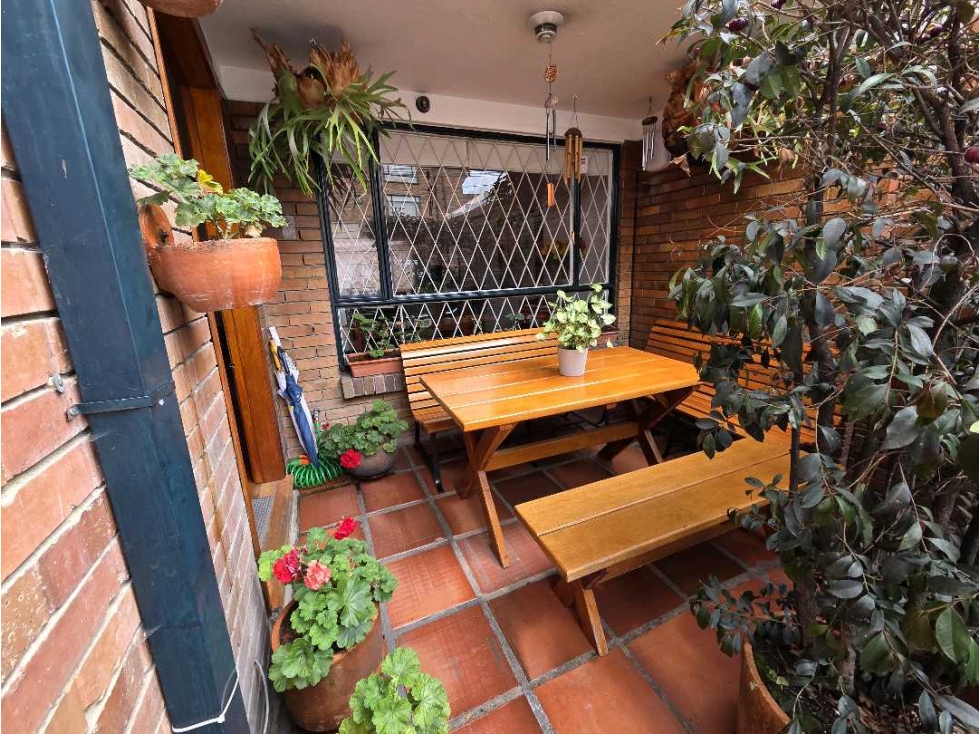 CONTADOR VENTA CASA 2 PISOS REMODELADA 4 HAB TERRAZA, CBS $1.000 MILL — foto 4