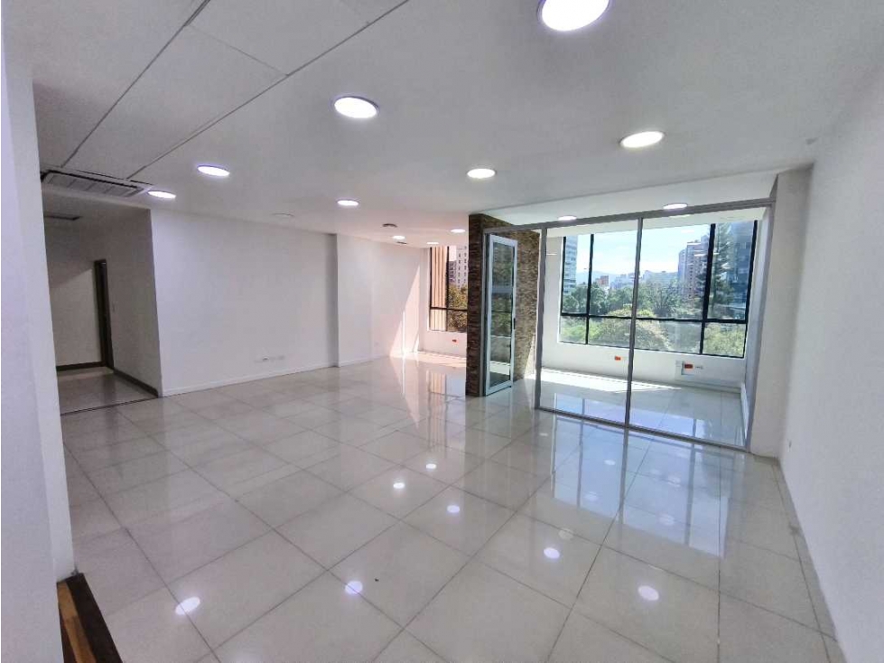138m2 Oficina / local / consultorio arriendo en El Poblado — foto 6