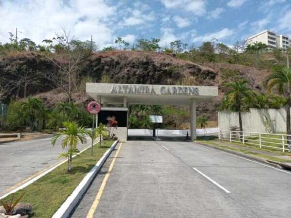VENTA Y ALQUILER APARTAMENTO PH ALTAMIRA GARDENS LB O AMOBLADO VV