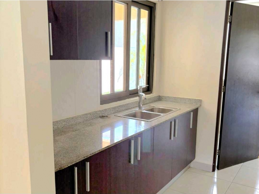 ALQUILER DE CASA EN PANAMÁ PACIFICO WOODLANDS — foto 2