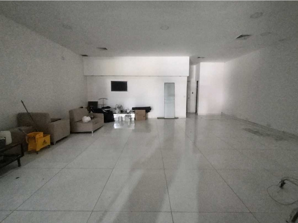 ALQUILER LOCAL PLANTA BAJA COSTA DEL ESTE PLAZA CRISTAL PT — foto 4