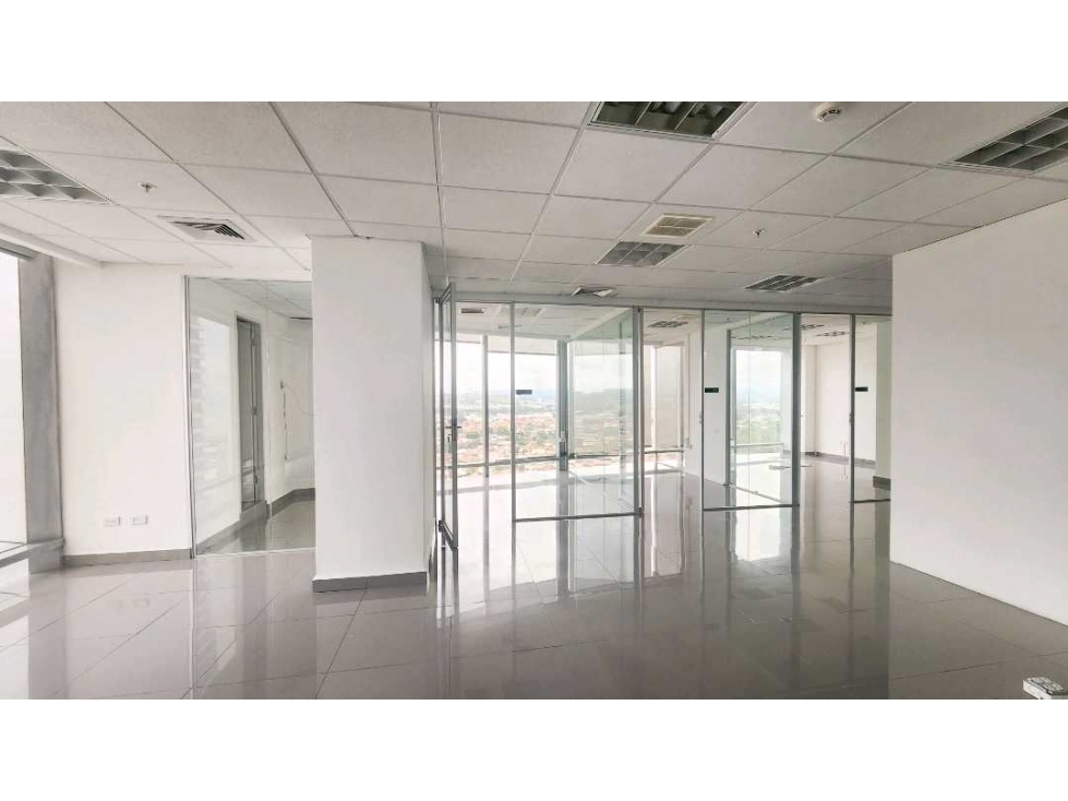 ALQUILER OFICINA 123M2 EN COSTA DEL ESTE TORRE ASEGURADORA ANCON — foto 2