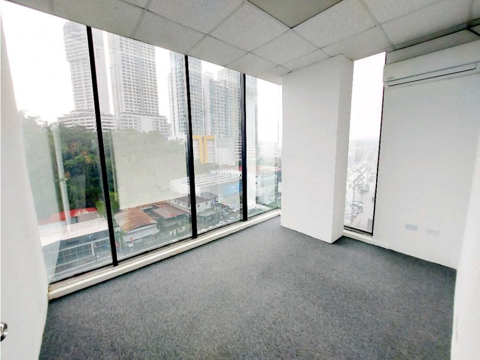 VENTA OFICINA 73.50M2 EN LA TUMBA MUERTO EN EL PH CENTURY TOWER - 1