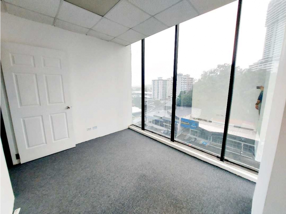ALQUILER OFICINA 73.50M2 EN LA TUMBA MUERTO EN EL PH CENTURY TOWER - 4