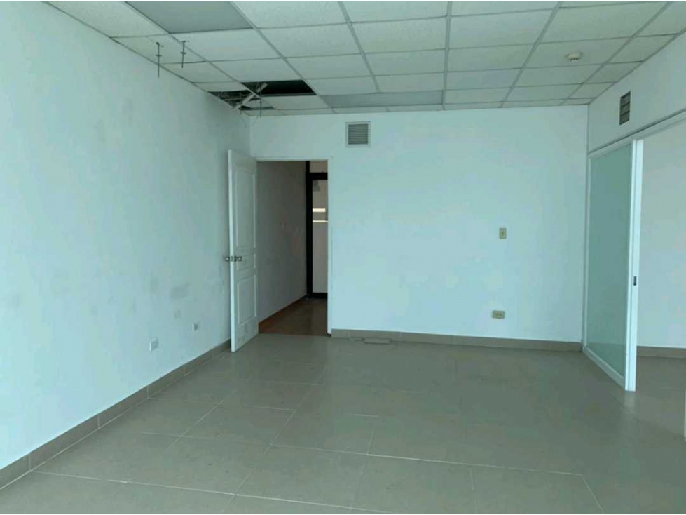ALQUILER OFICINA EL DORADO 70m2 CENTURY TOWER BL - 2