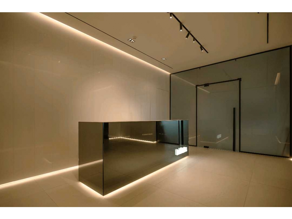 VENTA OFICINA LUJUSO Y AMPLIA EN AVENIDA BALBOA 361M2 — foto 2