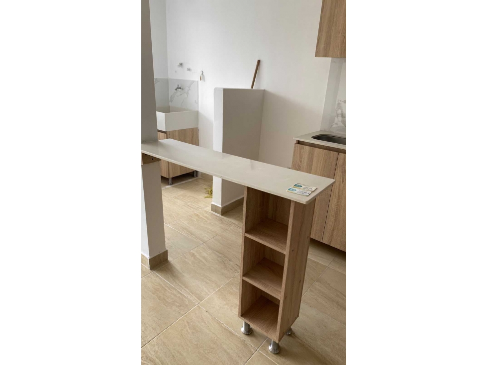Alquilo apartamento en la urbanización Curazao, Bello — foto 4