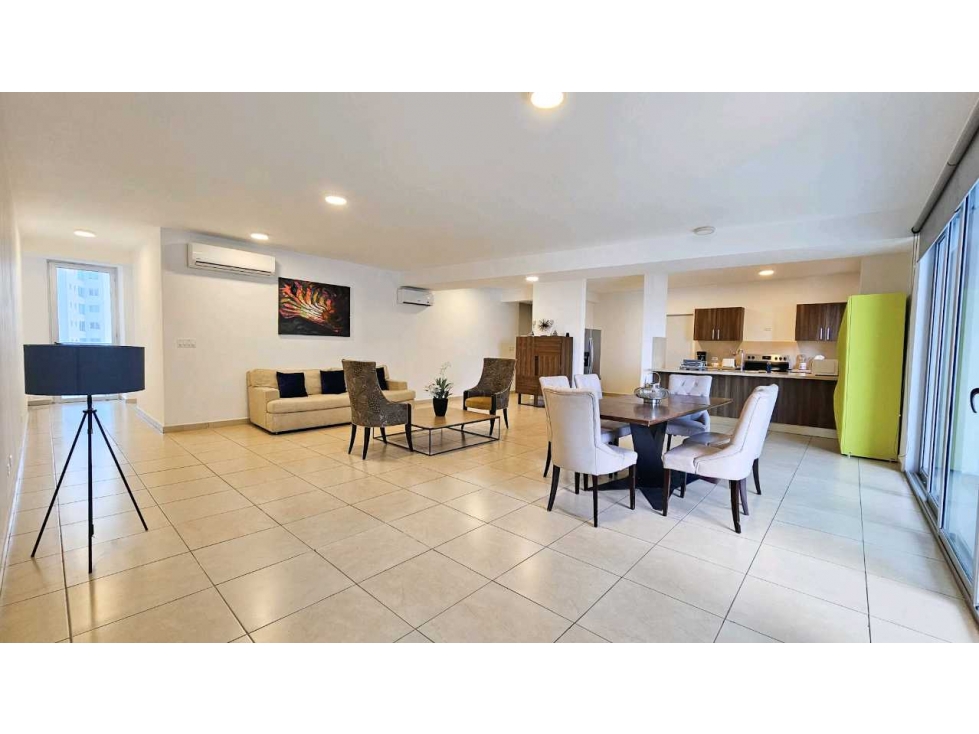 ALQUILO APARTAMENTO AMOBLADO PH OASIS ON THE BAY 240 M2
