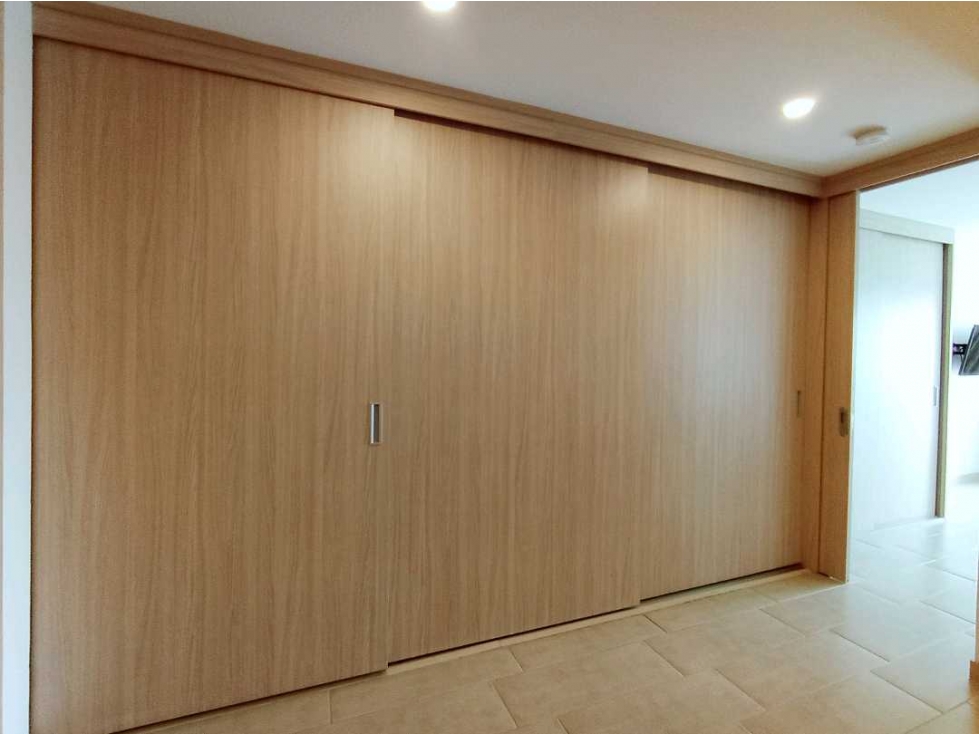 APARTAESTUDIO AMOBLADO O SIN AMOBLAR EN VENTA AV CENTENARIO.ARMENIA Q. — foto 3