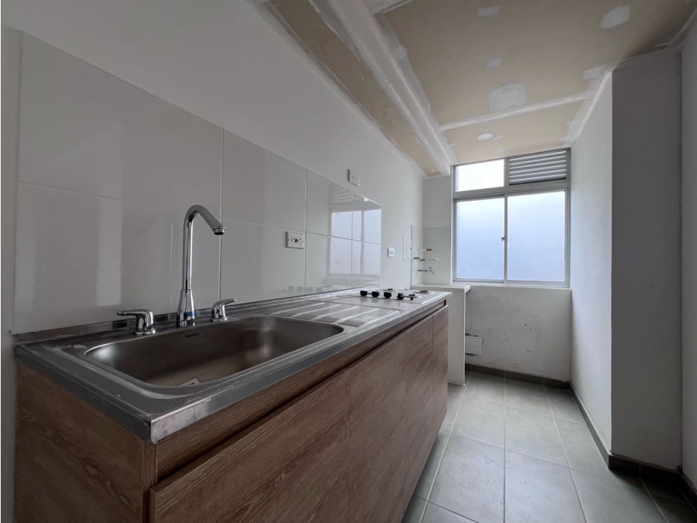 Apartamento 2 alcobas Obra Gris Habitable Avenida del Centro Manizales — foto 6